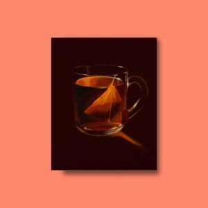 Digitaler Druck einer transparenten Teetasse mit Pyramidenbeutel und warmem Licht – Kunst von Jasmin Moody