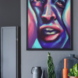 Digitales Porträt eines Gesichts in Blau, Pink und Violett - emotionale Kunst von Jasmin Moody6