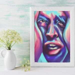 Digitales Porträt eines Gesichts in Blau, Pink und Violett - emotionale Kunst von Jasmin Moody4