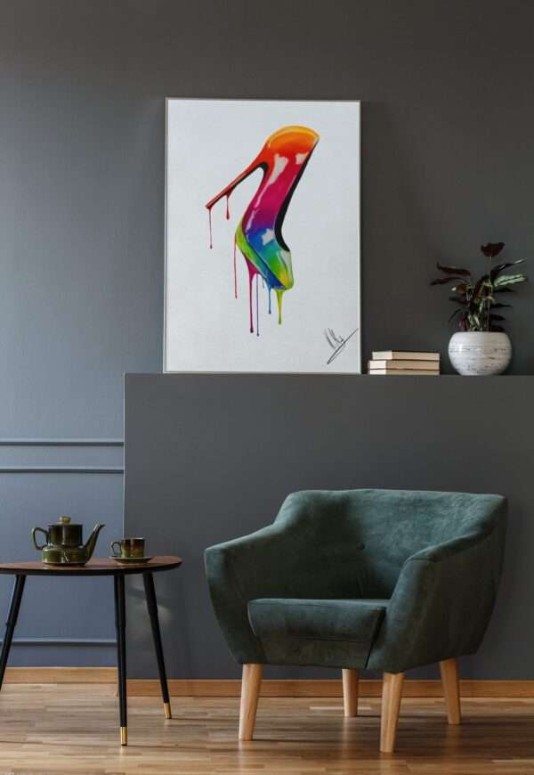 Druck eines farbstarken High Heels mit tropfendem Regenbogenverlauf – Kunstwerk von Nia Moody7