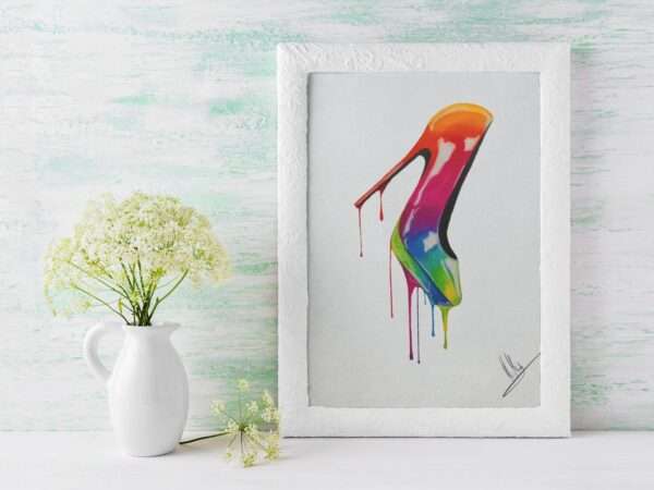 Druck eines farbstarken High Heels mit tropfendem Regenbogenverlauf – Kunstwerk von Nia Moody3