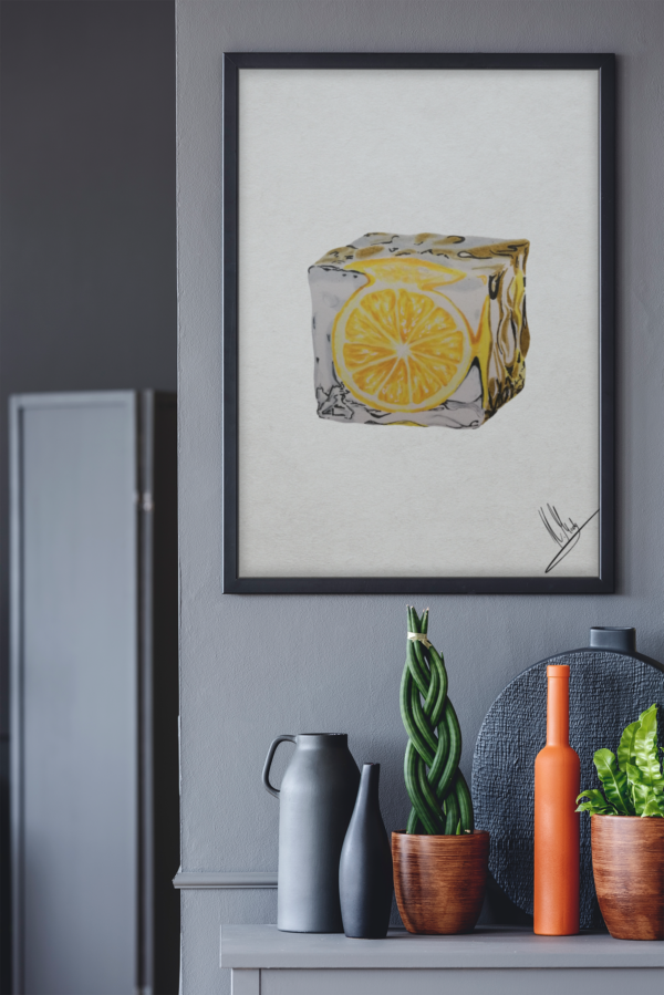 Druck eines fotorealistischen Eiswürfels mit eingefrorener Zitronenscheibe – Kunstwerk von Nia Moody10