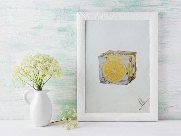 Druck eines fotorealistischen Eiswürfels mit eingefrorener Zitronenscheibe – Kunstwerk von Nia Moody8