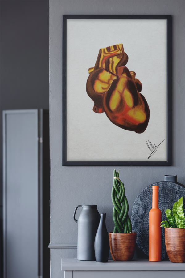 Druck eines anatomischen Herzens in goldgelben und rötlich-braunen Tönen – Kunstwerk von Nia Moody7