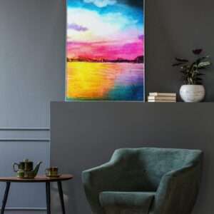 Druck eines farbintensiven Sonnenuntergangs mit Wasser und Himmel in Magenta, Blau und Gelb – Kunstwerk von Nia Moody9