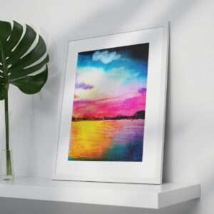 Druck eines farbintensiven Sonnenuntergangs mit Wasser und Himmel in Magenta, Blau und Gelb – Kunstwerk von Nia Moody2